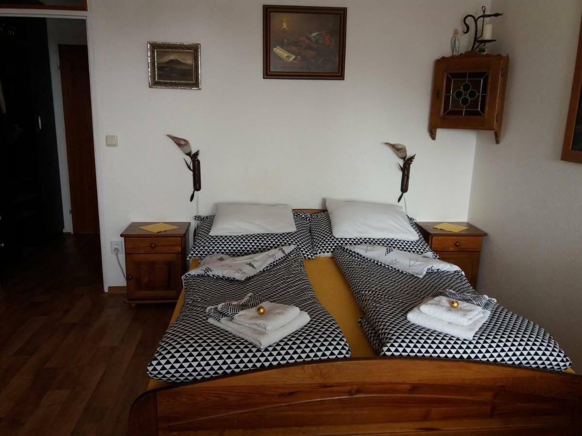 Apartma Mit Seeblick Sankt Gilgen Bagian luar foto